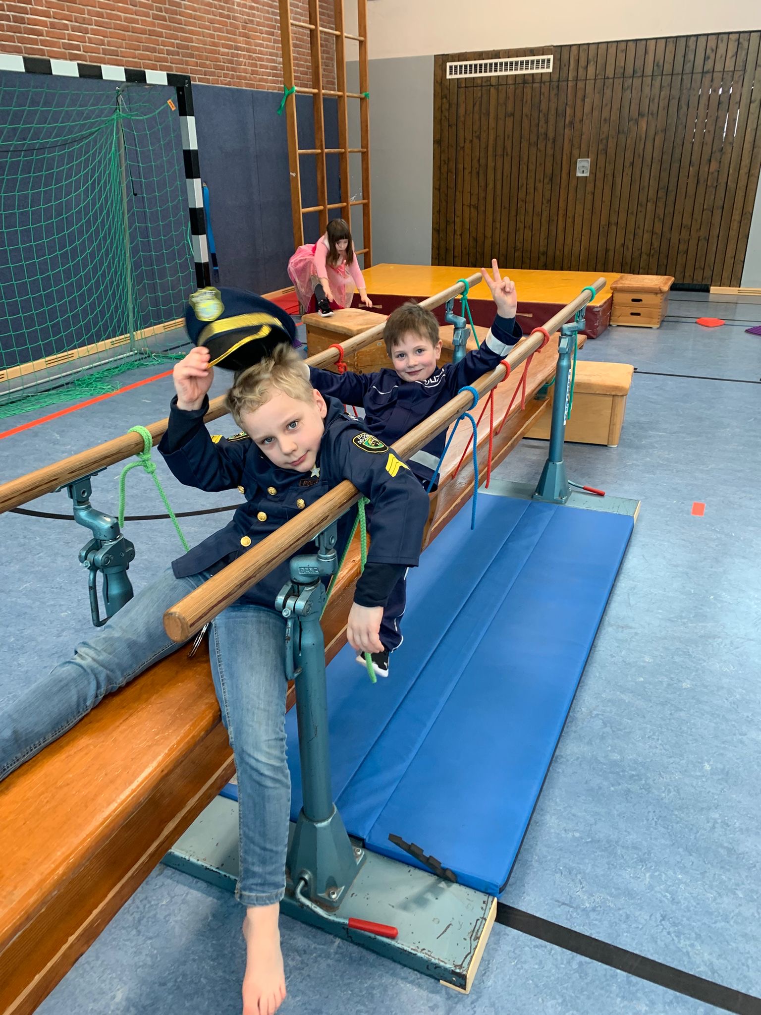 32614fe8 d7ef 48c9 b9c2 cc2c06c5bb2c